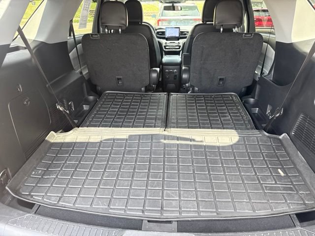 Certified 2023 Ford Explorer XLT w/ Equipment Group 202A AWD/4WD image 47