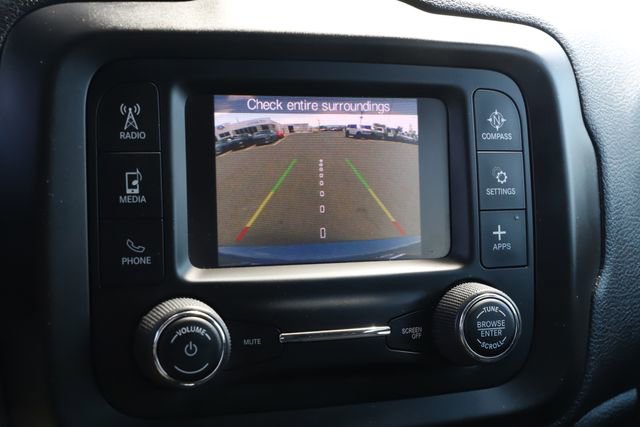 Used 2020 Jeep Renegade Sport w/ Sport Appearance Group AWD/4WD image 27