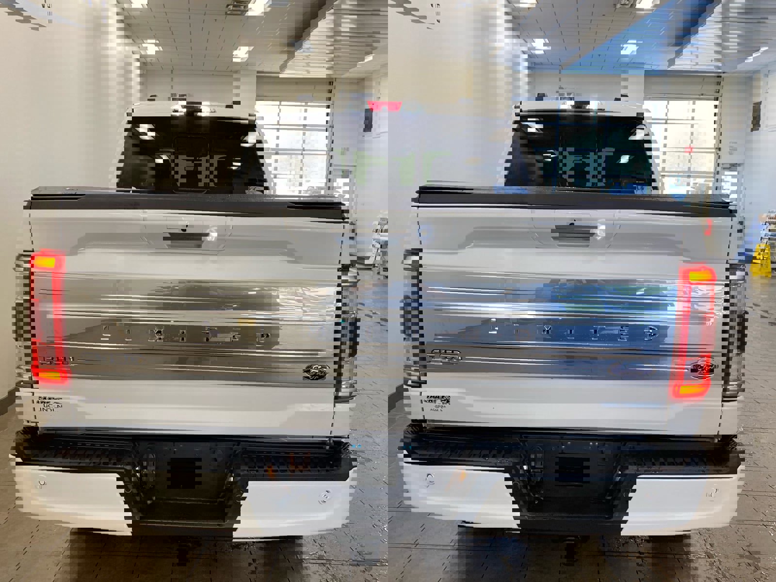 Certified 2022 Ford F150 Limited image 3