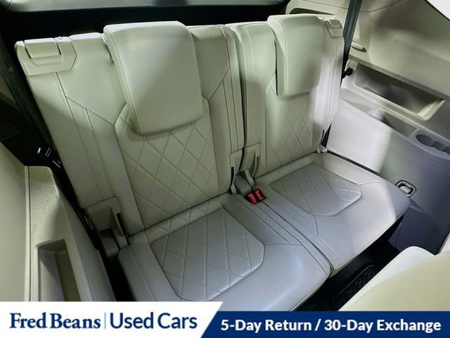 Used 2024 Volkswagen Atlas SEL Premium R-Line image 33