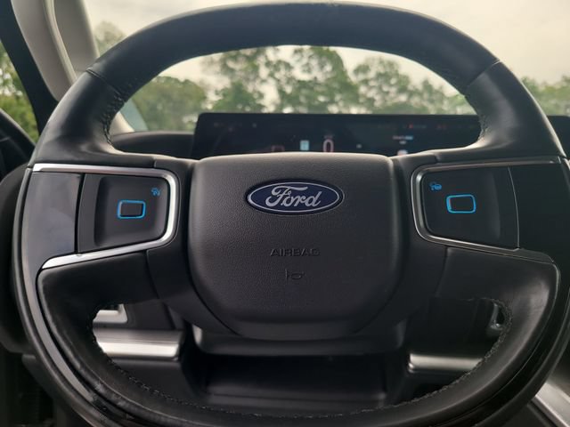 Certified 2025 Ford Expedition Max Platinum AWD/4WD image 13