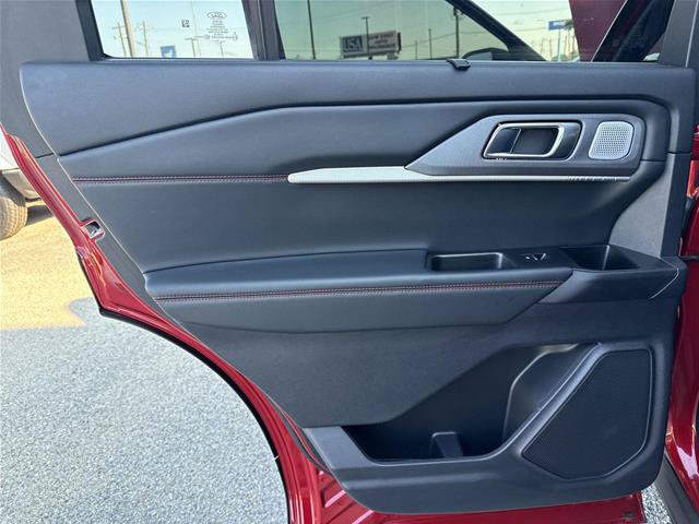 Certified 2025 Ford Explorer ST AWD/4WD image 30