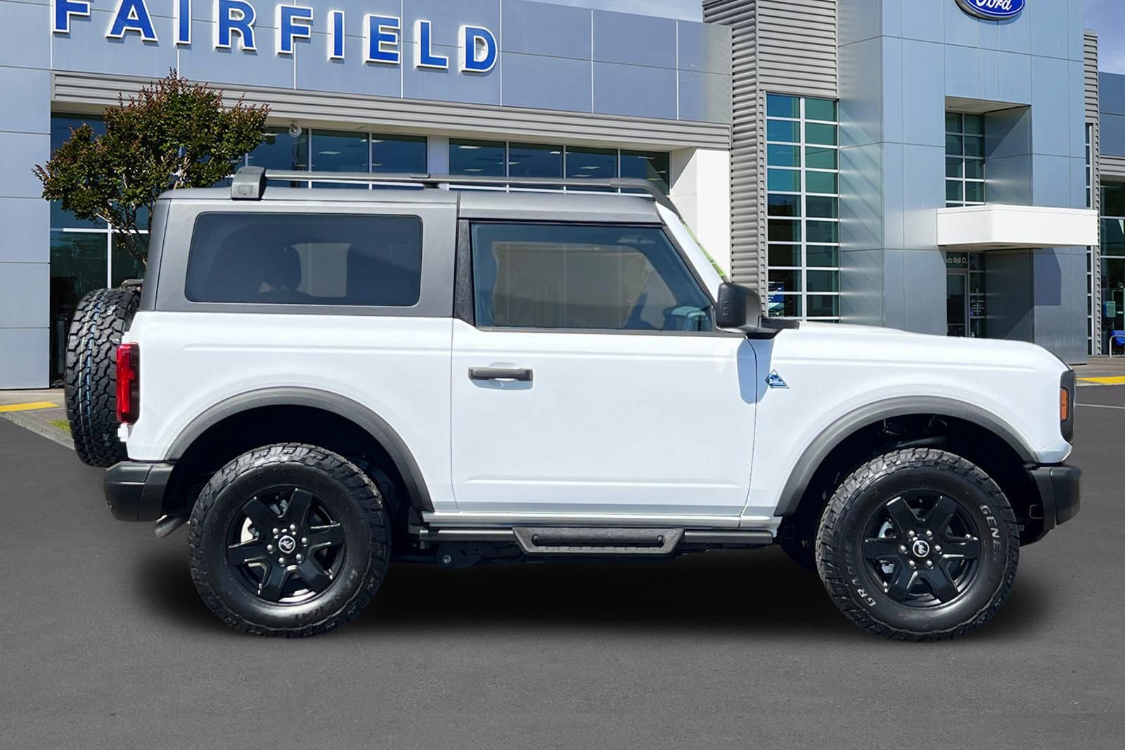 Certified 2024 Ford Bronco Black Diamond AWD/4WD image 7