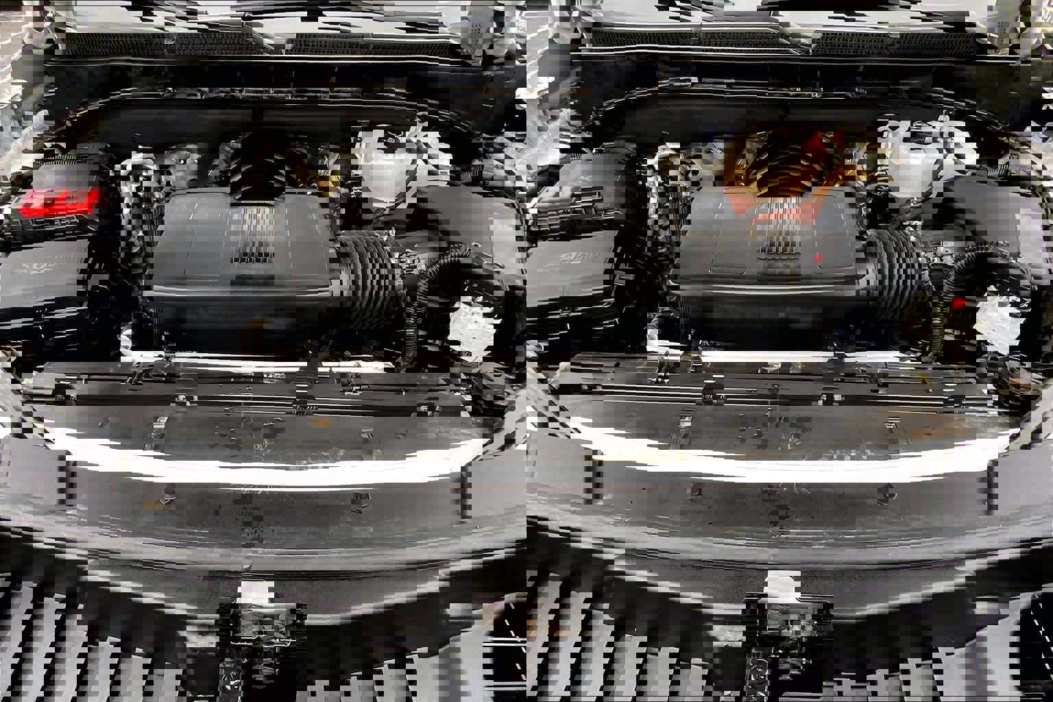 Used 2024 GMC Yukon XL Denali image 29