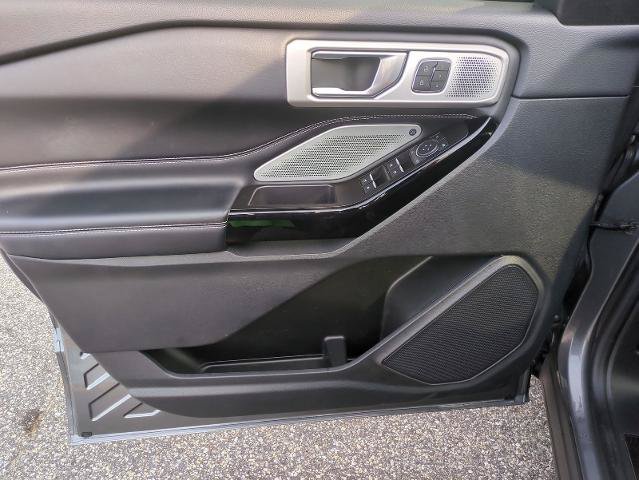 Certified 2022 Ford Explorer ST w/ Equipment Group 401A AWD/4WD image 10
