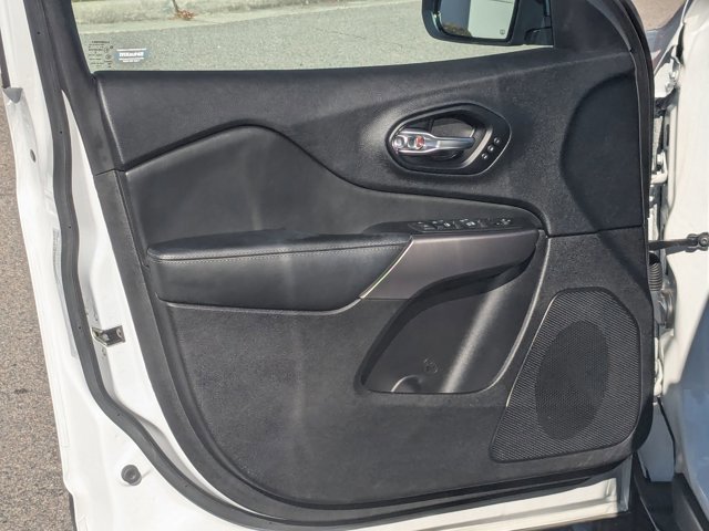 Used 2021 Jeep Cherokee Limited w/ Elite Package image 11