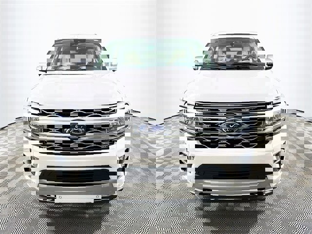 Certified 2022 Ford Expedition Max Platinum image 8