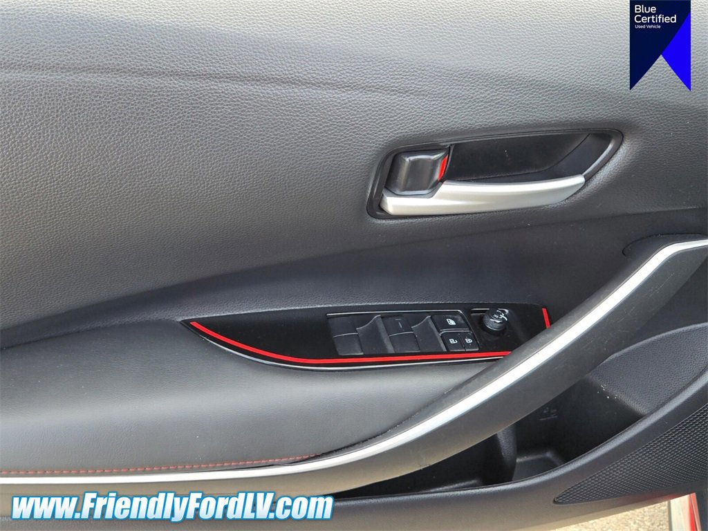 Used 2023 Toyota Corolla LE image 19