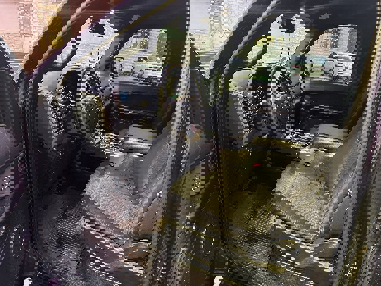 Certified 2020 Ford Expedition XLT image 10