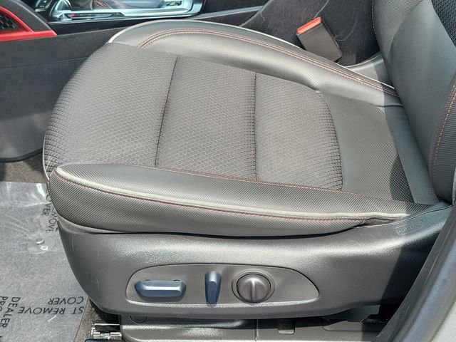 Used 2023 Chevrolet TrailBlazer RS w/ Sun and Liftgate Package image 21