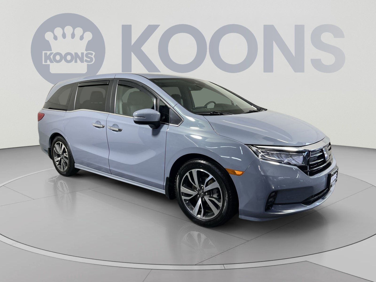 Used 2023 Honda Odyssey Touring image 2