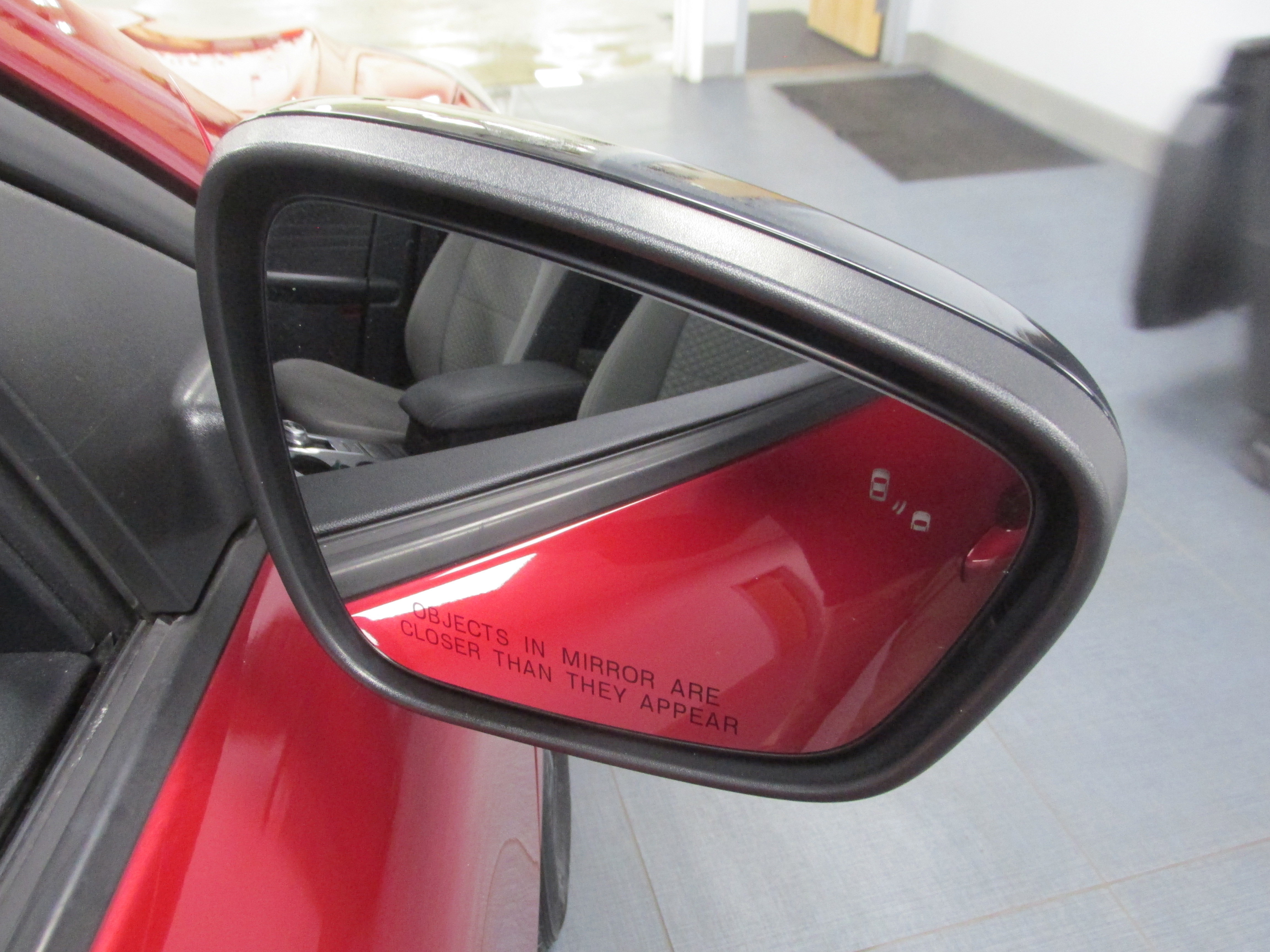 Certified 2021 Ford Escape SE w/ SE Sport Appearance Package image 17