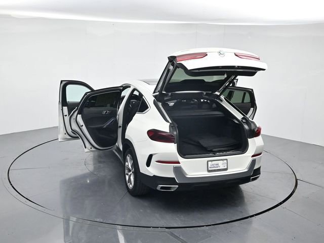 Used 2023 BMW X6 xDrive40i w/ Premium Package image 43