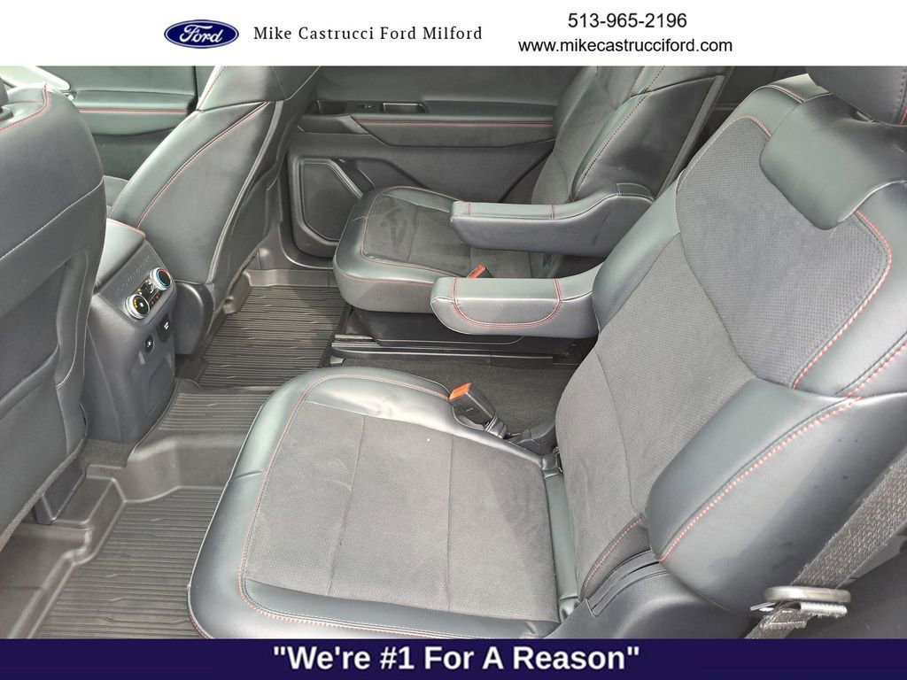 Certified 2025 Ford Explorer ST image 27