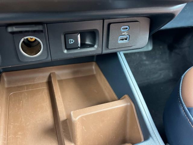 Certified 2022 Ford Maverick Lariat image 30