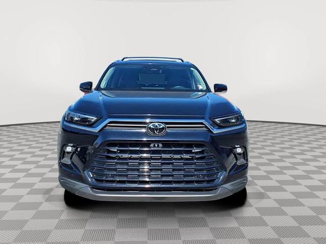 Used 2024 Toyota Grand Highlander Platinum image 2