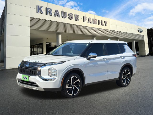 Used 2022 Mitsubishi Outlander SE AWD/4WD image 3