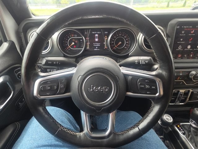 Used 2022 Jeep Gladiator Overland w/ LED Lighting Group AWD/4WD image 33