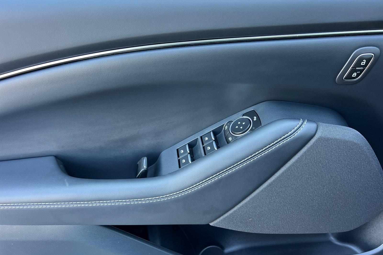 Certified 2023 Ford Mustang Mach-E Select RWD image 13