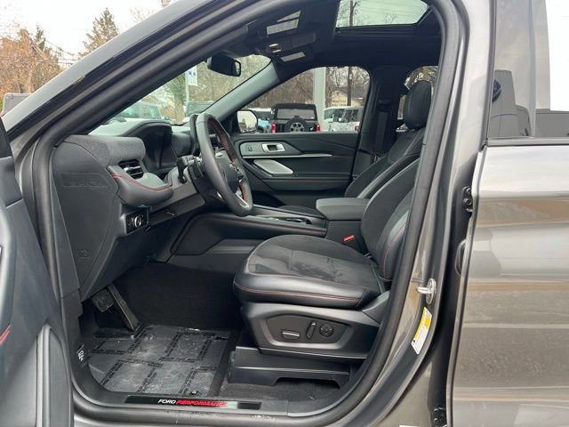 Certified 2025 Ford Explorer ST w/ Sun And Sound Package image 32