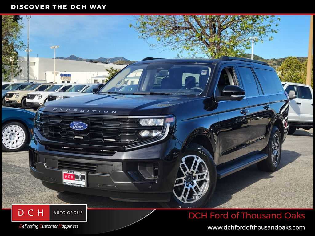Certified 2025 Ford Expedition Max Active AWD/4WD image 1