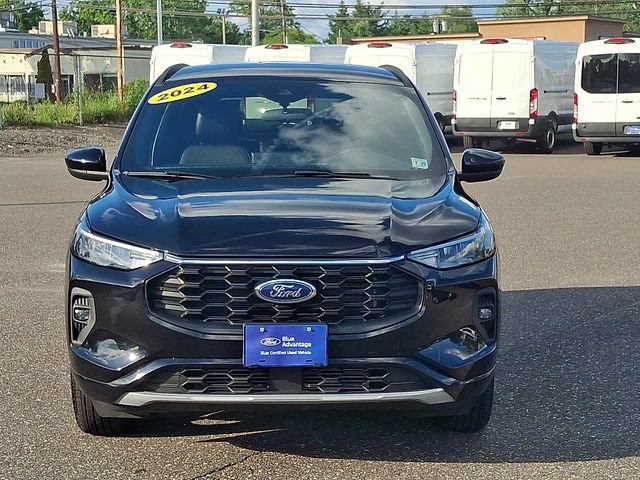 Certified 2024 Ford Escape ST-Line Select w/ Tech Pack #1 AWD/4WD image 2