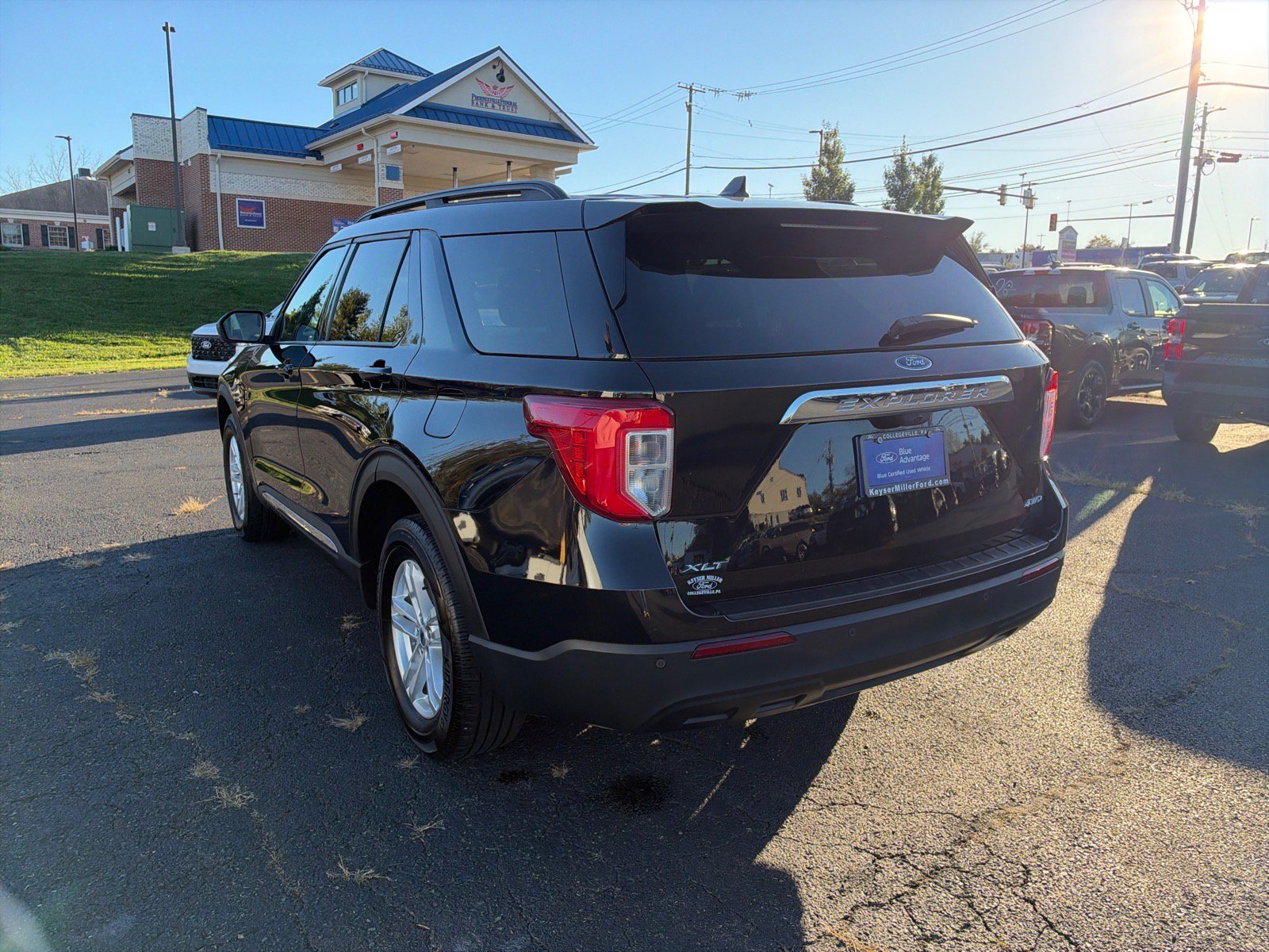 Certified 2023 Ford Explorer XLT AWD/4WD image 11