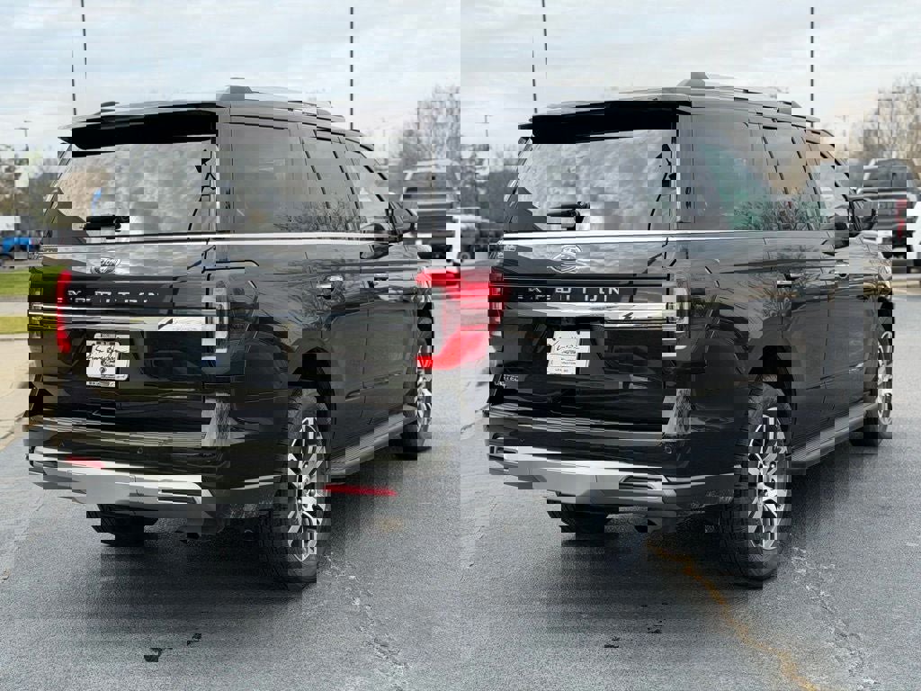Certified 2024 Ford Expedition Limited image 5