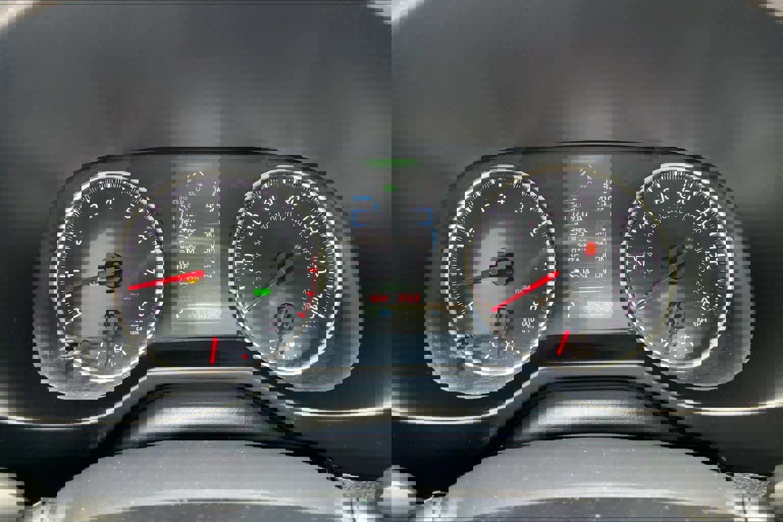 Used 2020 Toyota RAV4 XLE image 25