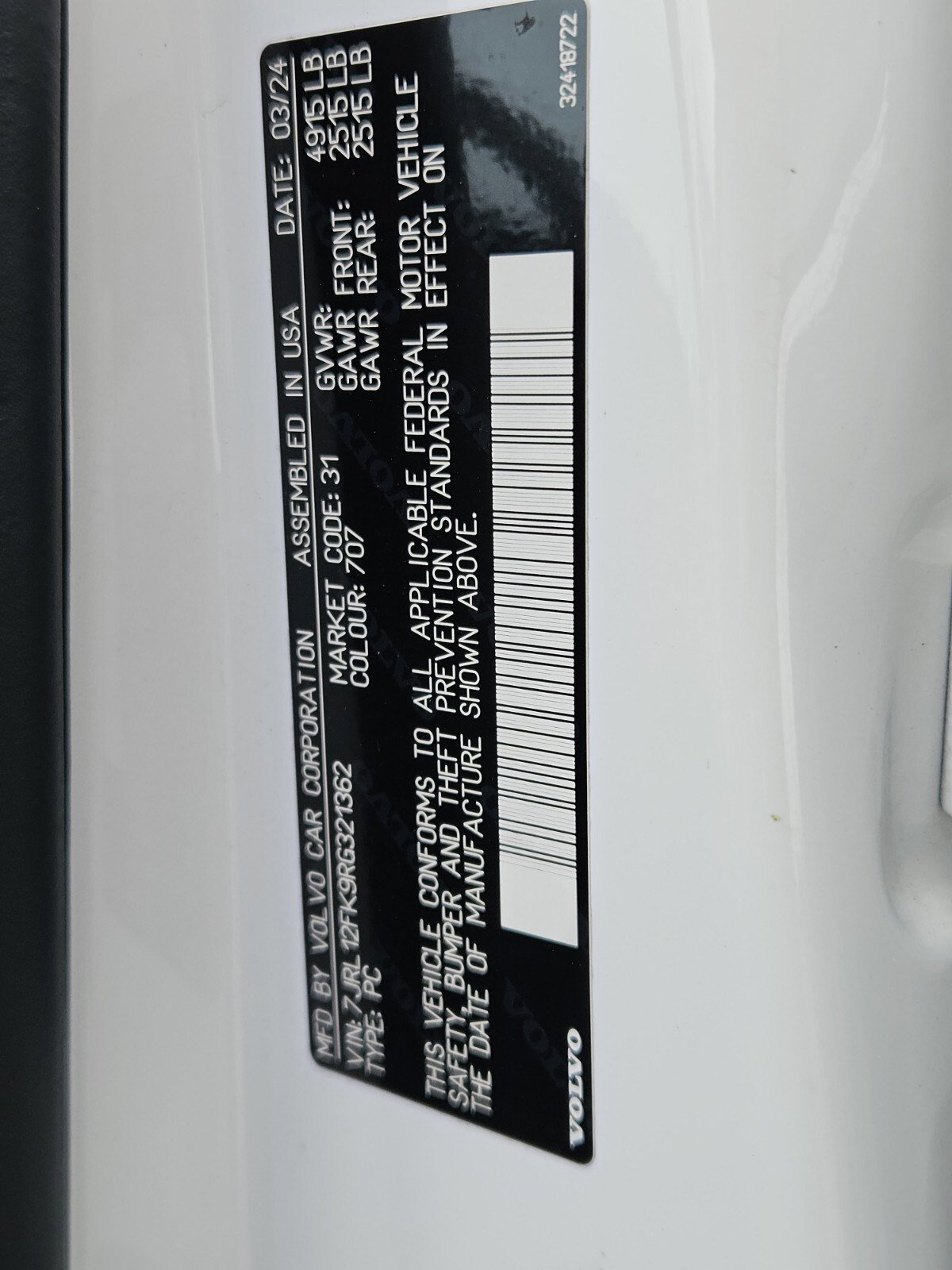 Used 2024 Volvo S60 B5 Core image 31