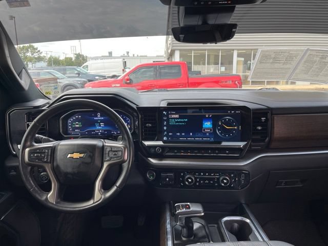 Used 2022 Chevrolet Silverado 1500 High Country w/ Technology Package AWD/4WD image 25