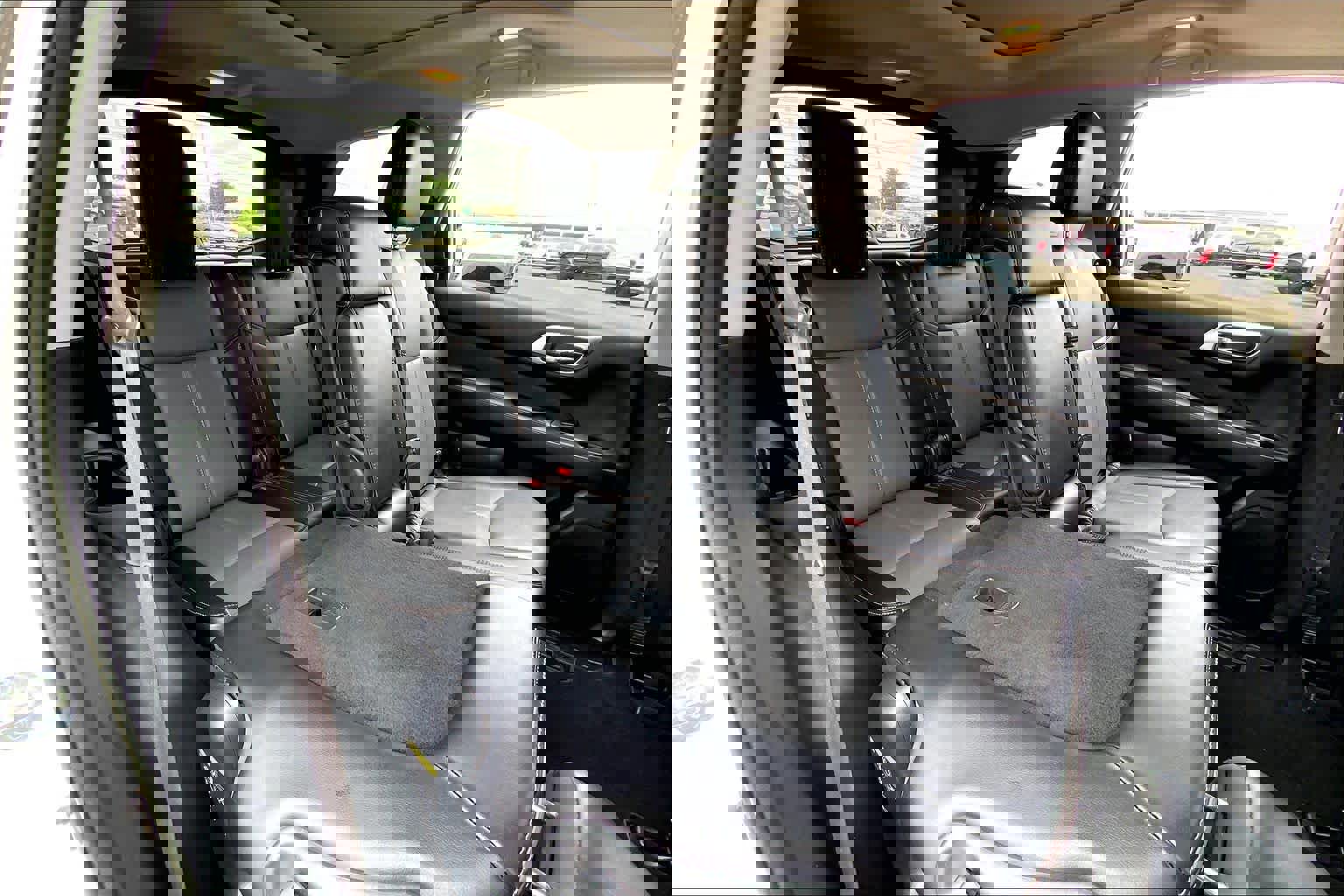 Used 2020 Nissan Pathfinder SL image 20