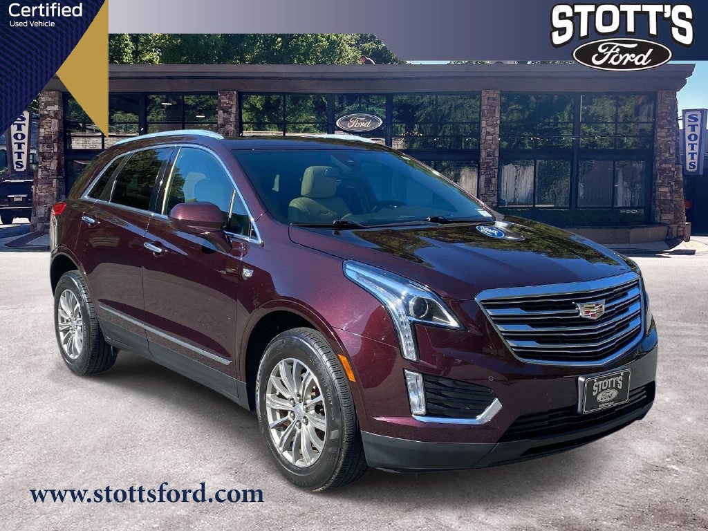 Used 2018 Cadillac XT5 Luxury w/ Driver Awareness Package FWD image 1