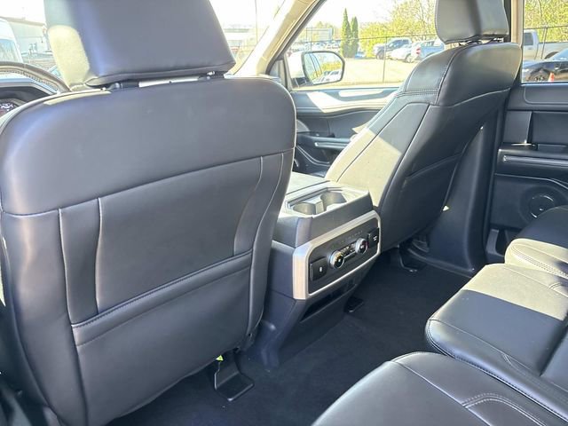 Certified 2024 Ford Expedition XLT image 17
