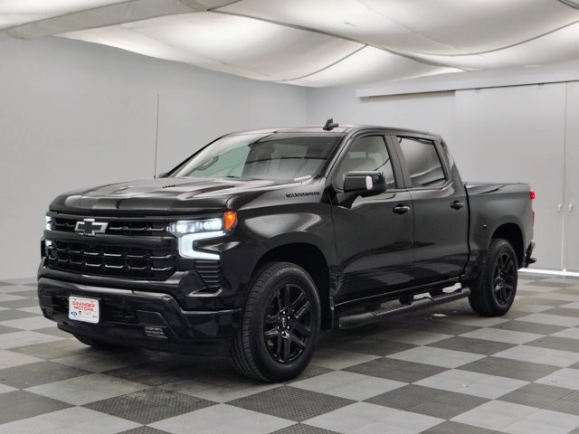 Used 2024 Chevrolet Silverado 1500 RST w/ Rally Edition AWD/4WD image 6