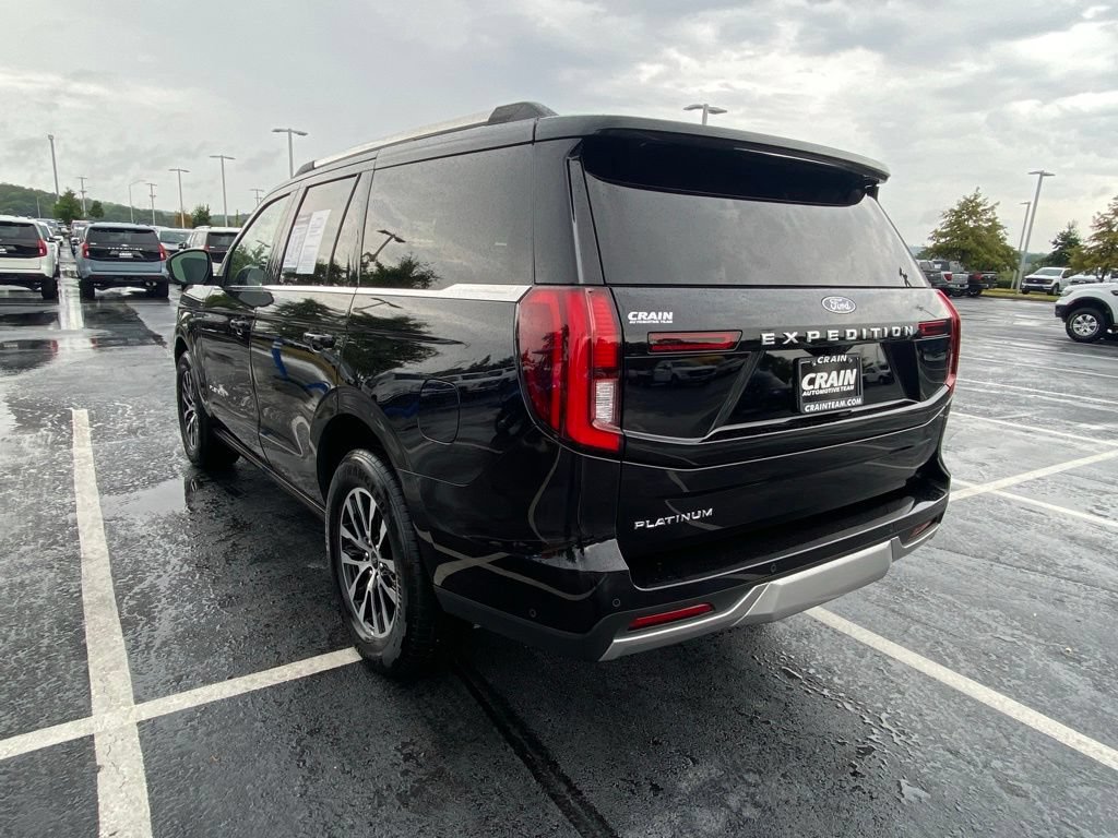 Certified 2025 Ford Expedition Platinum AWD/4WD image 5
