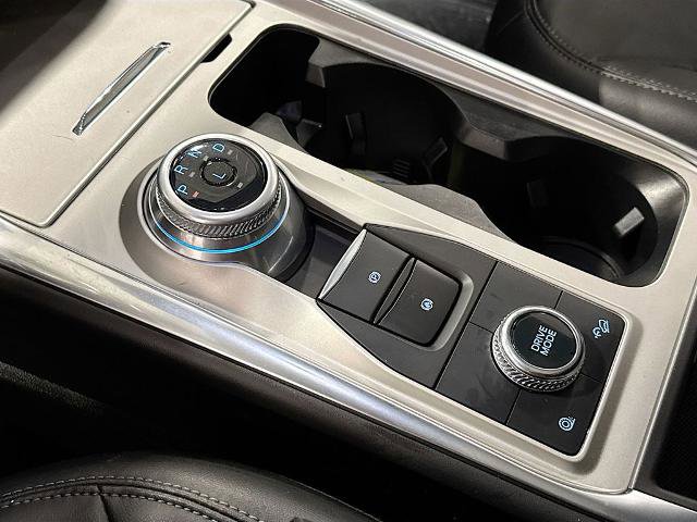 Certified 2023 Ford Explorer XLT w/ Equipment Group 202A image 15
