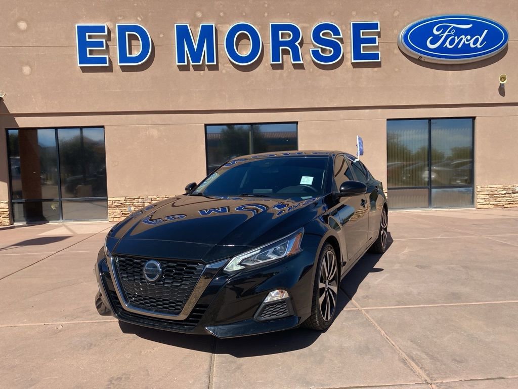 Used 2021 Nissan Altima 2.5 SR w/ SR Premium Package image 2