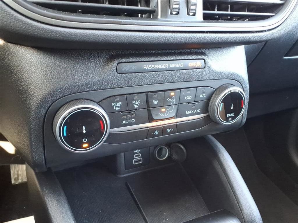 Certified 2025 Ford Escape Active AWD/4WD image 22