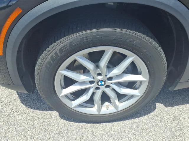 Used 2019 BMW X5 xDrive40i w/ Convenience Package AWD/4WD image 5