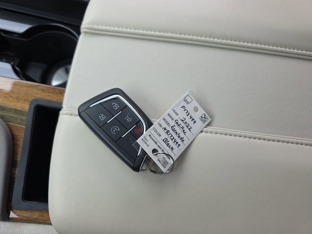 Used 2022 Cadillac Escalade ESV Premium Luxury Platinum AWD/4WD image 39