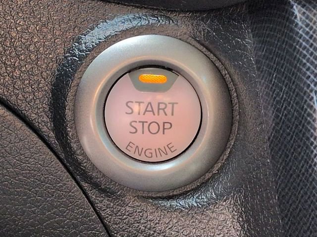 Used 2018 Nissan Sentra SR w/ SR Midnight Edition Package FWD image 35