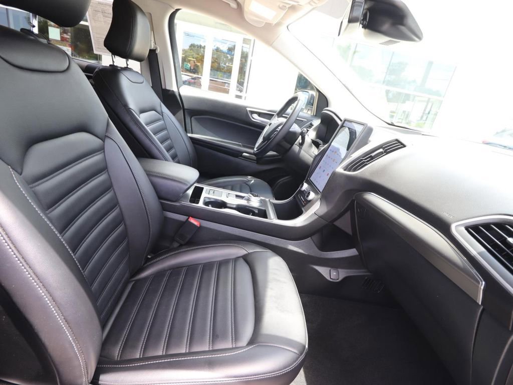 Certified 2022 Ford Edge SEL AWD/4WD image 14