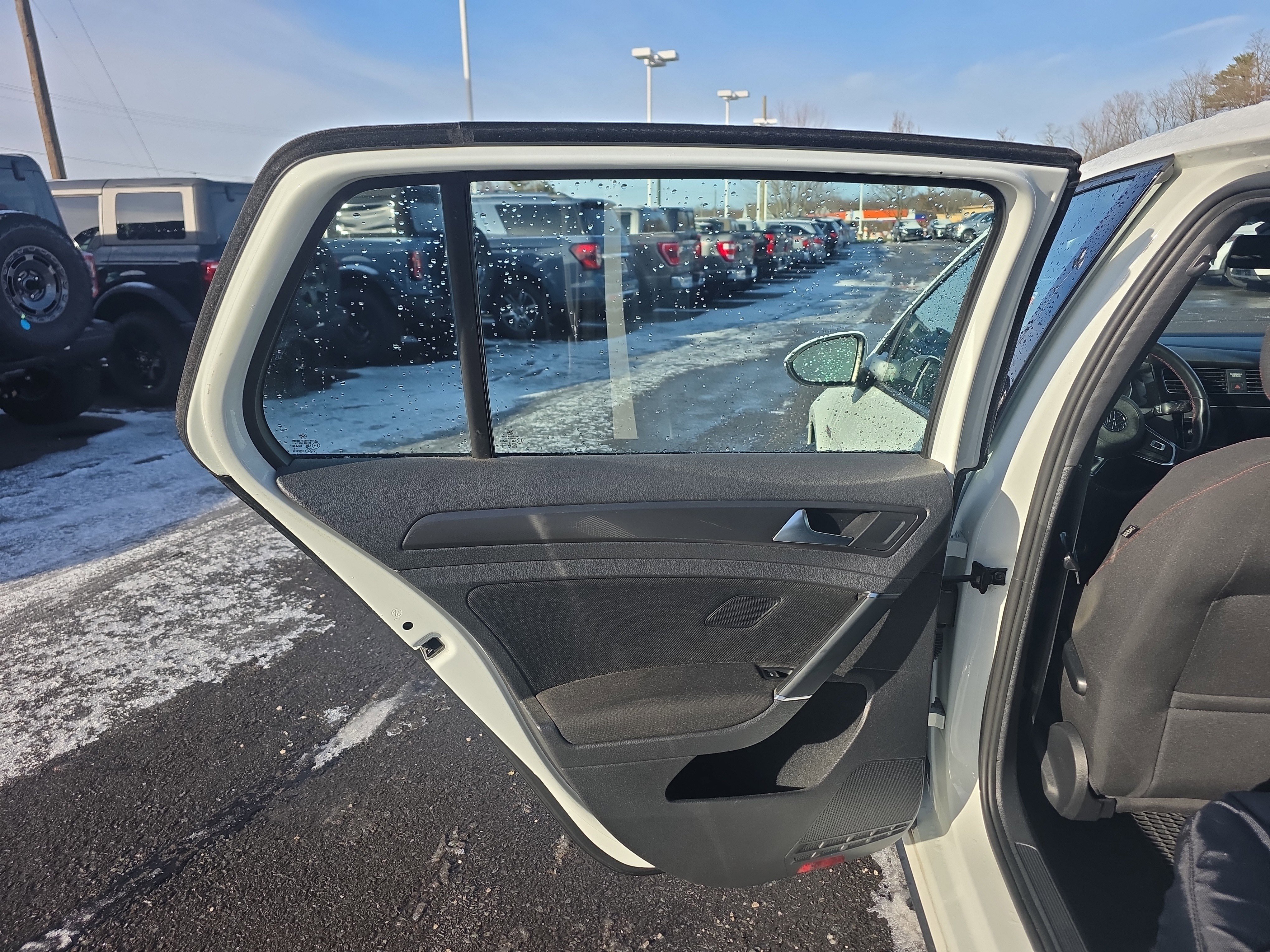 Used 2018 Volkswagen GTI S image 16