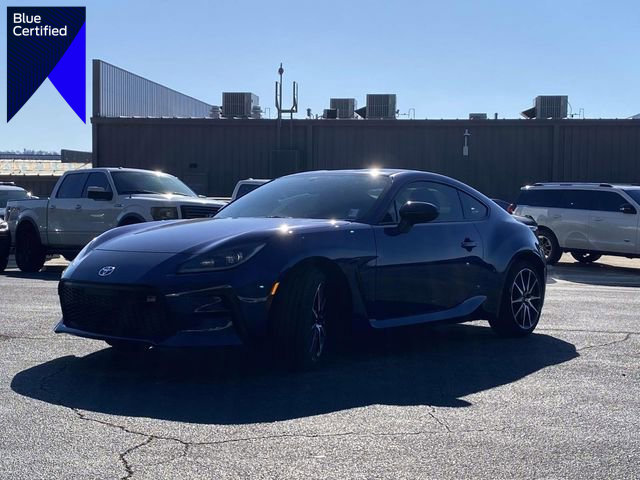 Used 2025 Toyota GR86 video 1