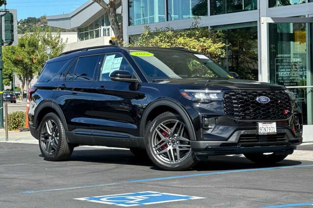 Certified 2025 Ford Explorer ST w/ Sun And Sound Package AWD/4WD image 2