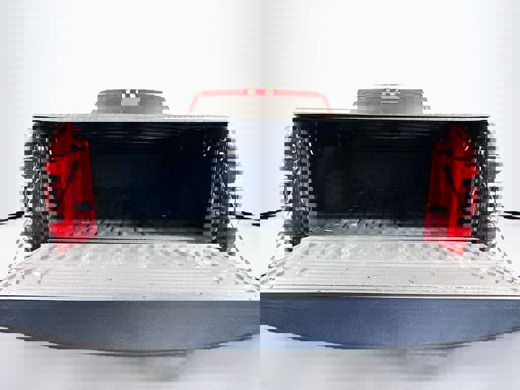 Used 2024 RAM 3500 Limited image 23