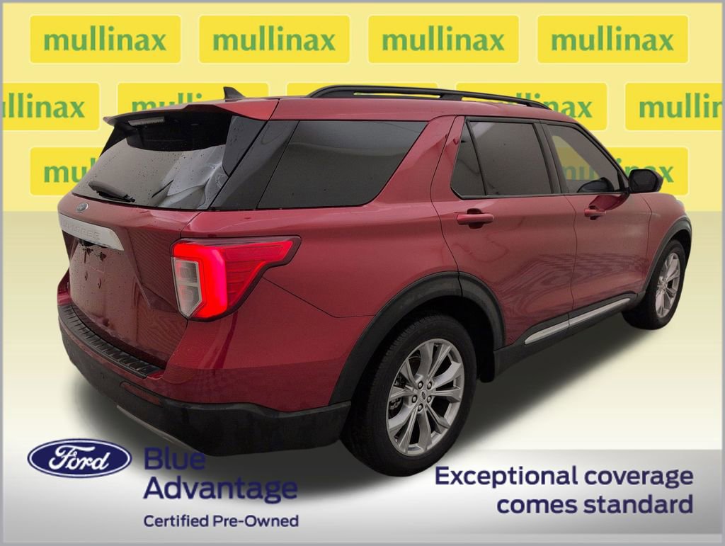 Certified 2022 Ford Explorer XLT w/ Equipment Group 202A image 5