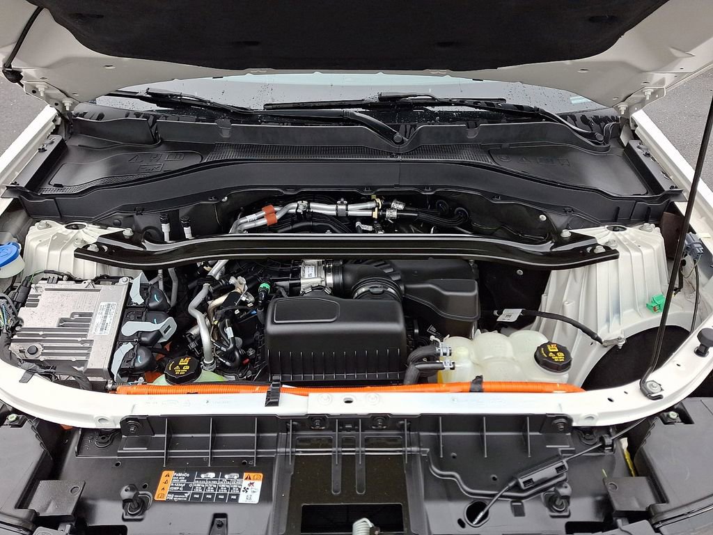 Certified 2022 Ford Explorer Limited w/ Hybrid Equipment Group 310A image 31