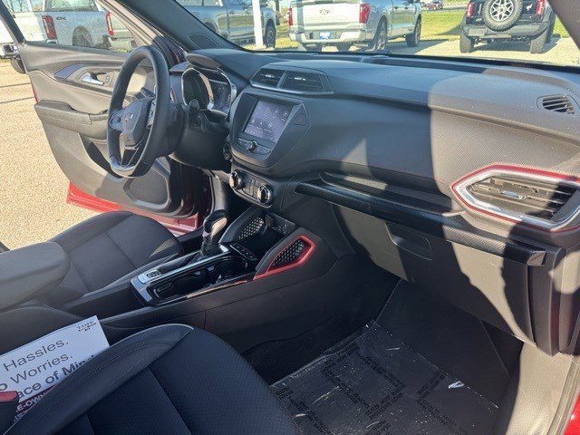 Used 2023 Chevrolet TrailBlazer RS image 30